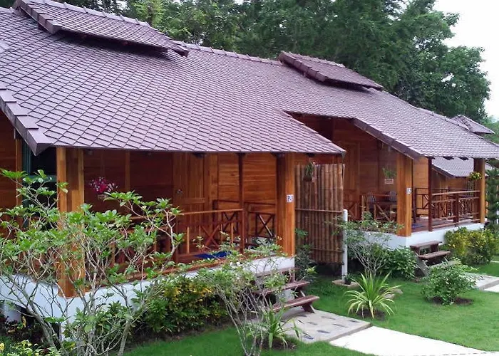 ปั้นหยา ชาเลต์ สวนผึ้ง 3*